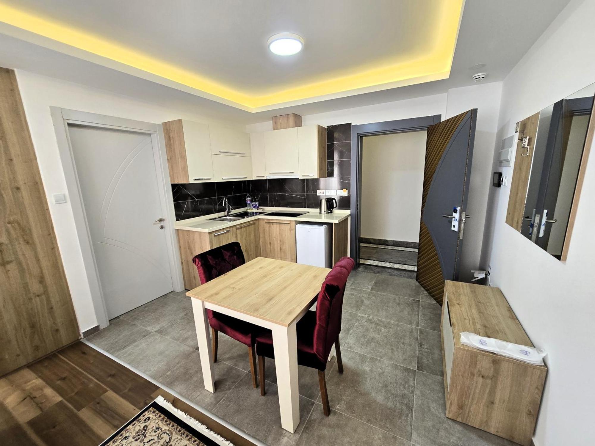 Nurel Shark Residence Kyrenia  Exterior photo