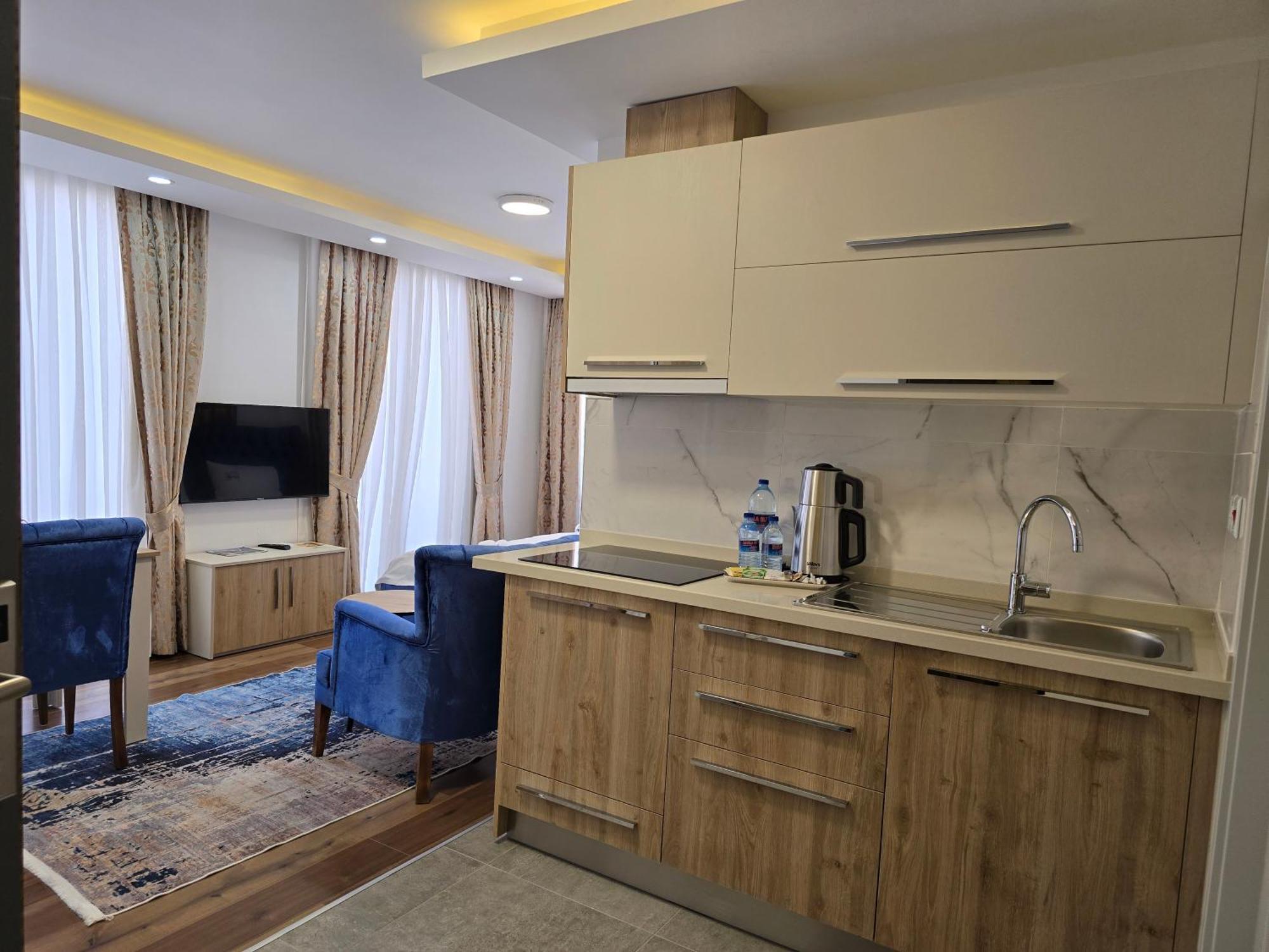 Nurel Shark Residence Kyrenia  Exterior photo