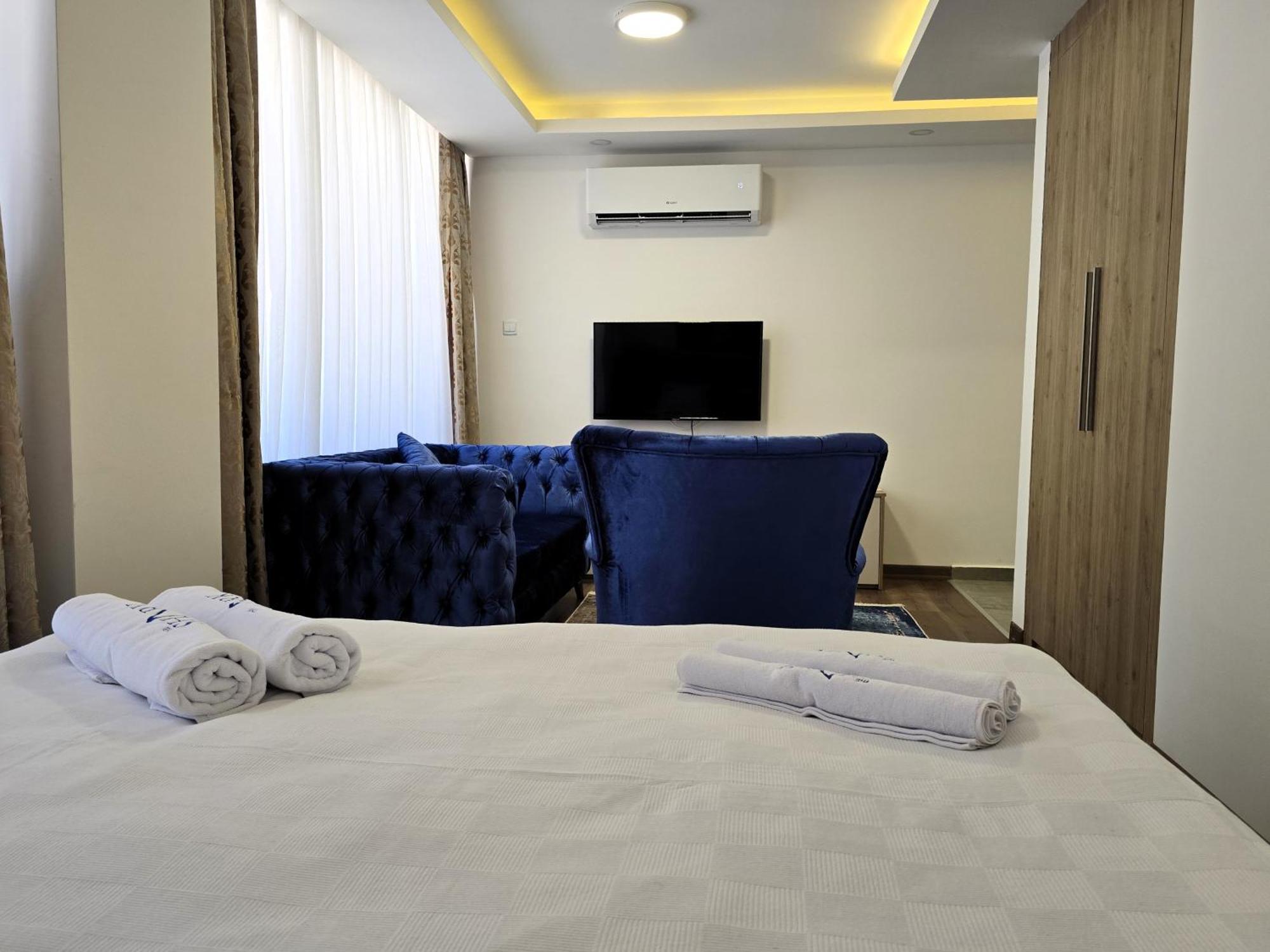 Nurel Shark Residence Kyrenia  Exterior photo