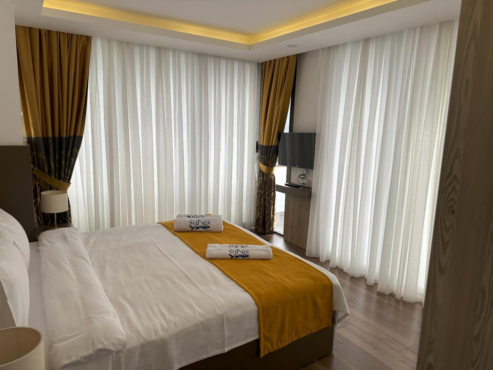 Nurel Shark Residence Kyrenia  Exterior photo
