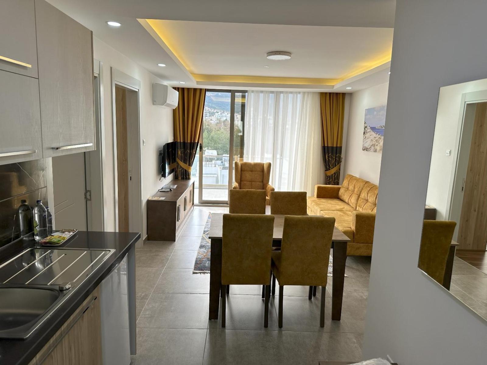 Nurel Shark Residence Kyrenia  Exterior photo